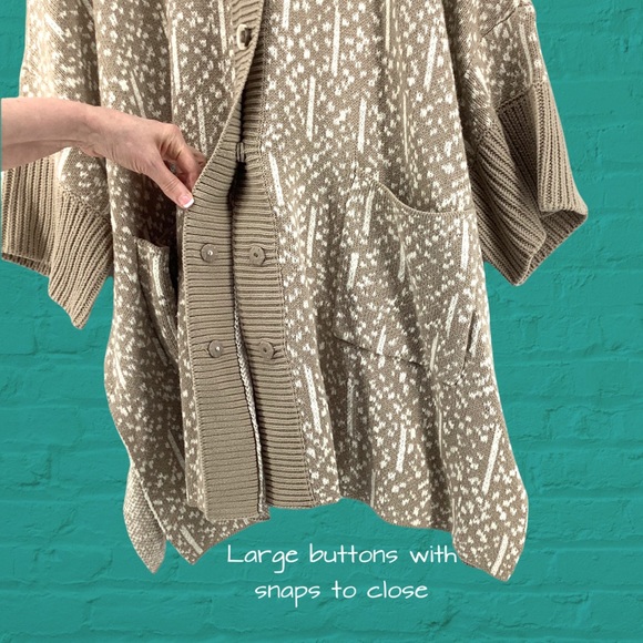 NEW MARLA WYNNE SWEATER CAPE SIZE 2X. - Picture 6 of 12